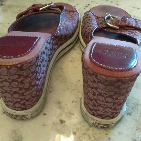 Authentic Coach Mini Monogram Burgundy Wedges - Picture 6 of 7
